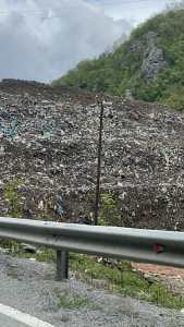  Božović: Ne smije se dozvoliti blokada deponije, došlo bi do zaraze 