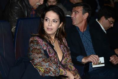 Nataša Ninković u ovom kutku nalazi svoj mir: Imanje slavne glumice izgleda kao iz bajke Nataša Ninković u ovom kutku nalazi svoj mir: Imanje slavne glumice izgleda kao iz bajke