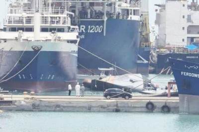  Razarač iranske ratne mornarice potonuo 