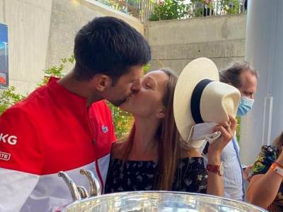  Novak i Jelena Đoković  u Crnoj gori voze bicikle 