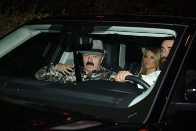  Haris varao Melinu sa konobaricom: Voditelj iznio skandalozne tvrdnje na račun pjevača, ovo bio razl 