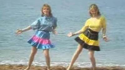  Bile su najpopularnije sestre u Jugoslaviji, proslavio ih Džuli, evo kako danas izgledaju 