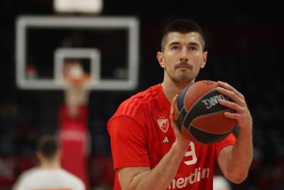 Tijesan poraz crveno-bijelih protiv CSKA   Tijesan poraz crveno-bijelih protiv CSKA