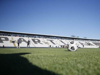  Uništen stadion partizana 