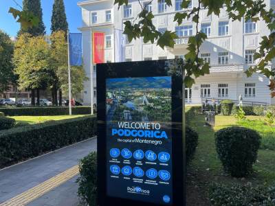 Vučićević: Planirane rekonstrukcije podvožnjaka na Zlatici, Bokeške i ulice Radovana Zogovića   Vučićević: Planirane rekonstrukcije podvožnjaka na Zlatici, Bokeške i ulice Radovana Zogovića