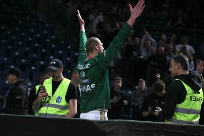  Alen Smailagić ponovo u crno-bijelom 