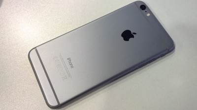  Apple prodao tri milijarde iPhonea  