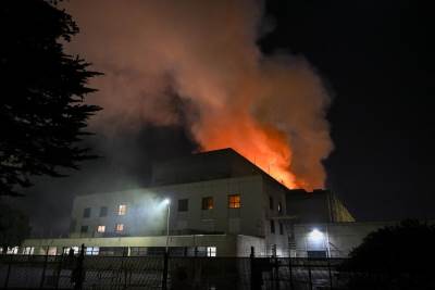  Simpatizer američkog milijardera objavio da gori najveća fabrika baterija na svijetu 