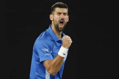   Novak zvao ljekare na teren, ali pregazio Mahača za osminu finala Australijan opena! 