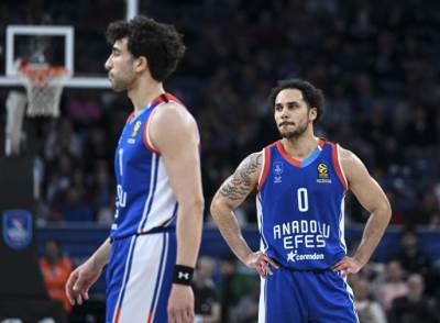  Efes žestoko oslabljen protiv Olimpijakosa 