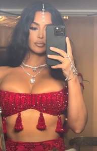  Kim Kardašijan šokirala otkrićem da je radila za Madonu sa samo 8: Muzička diva joj je ovako plaćala 