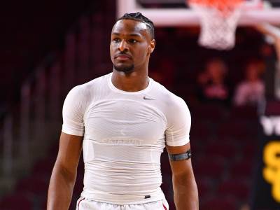  "Sina mi više ne uzimaj u usta": Lebron nasred utakmice prijetio najpoznatijem propalom košarkašu 