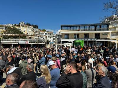  Ulcinjani protestom "proslavili" Dan Opštine 