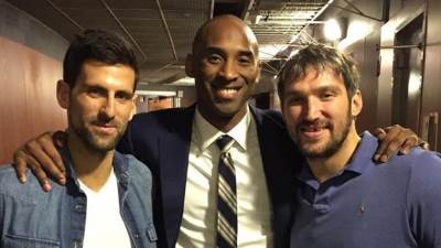  Novak se oglasio zbog Rusa, rekordera: Objavio fotku sa Kobijem i čestitao čovjeku kom se dive Putin 