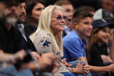  Ko je Mirjam Adelson? Ona je Luki Dončiću došla "glave" 