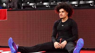 Nadir Hifi odlazi iz Pariza   Nadir Hifi odlazi iz Pariza