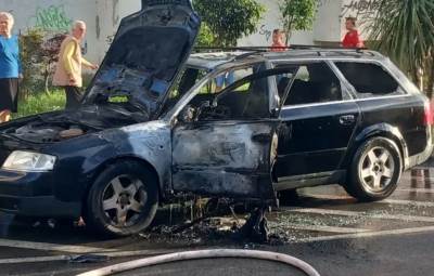   Zapalio se automobil u pokretu 