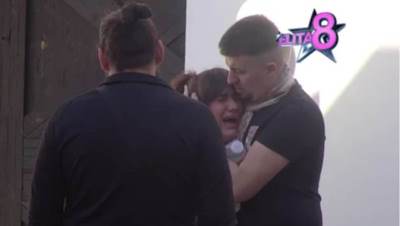  Stravično nasilje u rijalitiju: Učesnica nasrnula na dečka, udarala ga pesnicama u glavu  