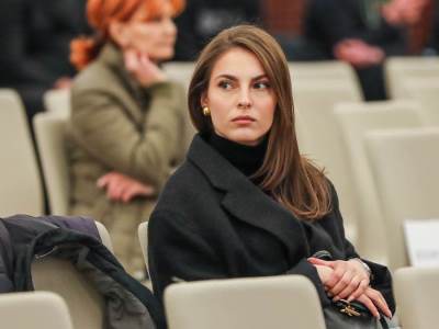  Džejla Ramović saopštila pratiocima da je završila fakultet. 