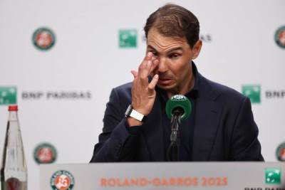  Nadal se fotografijom bez majice se oprostio od Đorđa Armanija 