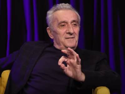  Od zidara do "poslednjeg boema": Odrastao s maćehom Hajrušom, oca Ćazima viđao vikendom, a majku upoznao tek sa 14 