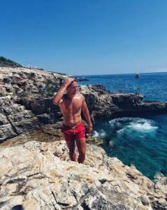  Ženi se jedan od najpoželjnijih srpskih glumaca: Gala svadba u Beogradu, potrošiće pravo bogatstvo 