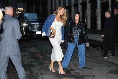  Blejk se častila torbicom koja košta kao garsonjera : Kič modelom proslavlja što je kolegu koštala 4 