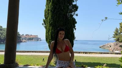  "KRALJEVSKE" RAJSKE PLAŽE I DALJE ODOLIJEVAJU VELIKIM GUŽVAMA 