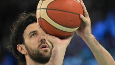  Vasa Micić trejdovan kod Janisa Adetokumba 