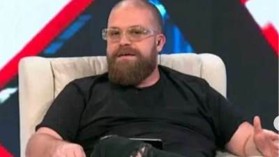  "Ja sam pred razvodom": Voditelj šokirao priznanjem u emisiji sa Džehvom i Milicom Kemez 