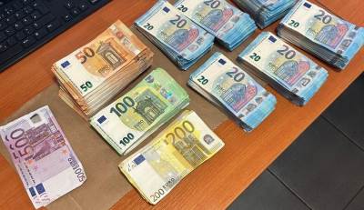  Na Božaju uhapšen državljanin Sjeverne Makedonije, pronađeno oko 40.000 eura 