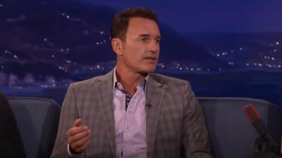  Smrt Džulijana Makmahona se vodi kao sumnjiva? 