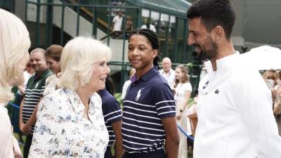  Kraljica molila Novaka za pomoć, zato je ćutao 