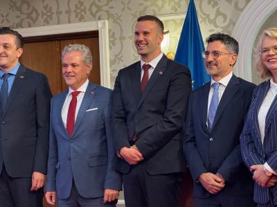  Milojko Spajić, Johan Satler i Mateo Kolanđeli 