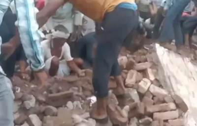  ŠKOLA SE SRUŠILA NA DJECU, IMA MRTVIH: Tragedija u Indiji, još desetine zarobljene ispod ruševina (VIDEO)
 