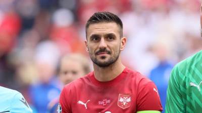  Dušan Tadić potpisao za Crvenu zvezdu: Najveći transfer srpskog fudbala u 21. vijeku 