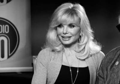  Preminula Loni Anderson 