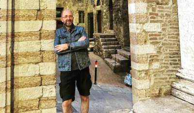  Tika Špic u vezi s 19 godina mlađom glumicom iz Italije 