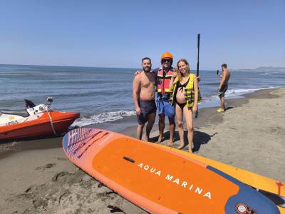 Spašene tri osobe kod Ade Bojane; UPSUL: Oprez zbog jakog vjetra, ne udaljavati se od obale   Spašene tri osobe kod Ade Bojane; UPSUL: Oprez zbog jakog vjetra, ne udaljavati se od obale