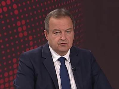  Dačić poslao hitnu depešu zaposlenima u MUP-u: Stroga pravila i spisak zabranjenih radnji 