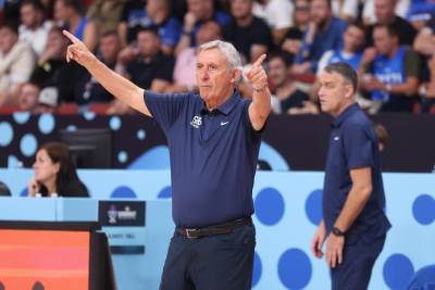  Srbija ubjedljiva i protiv Češke, ali povrede brinu: Vasa napokon zablistao, pa vrištao od bolova 