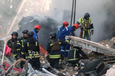  Novi jeziv ruski napad na Kijev, poginulo najmanje 8 osoba: Udar uslijedio nakon upozorenja Zelensko 