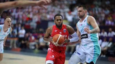  Džordan Lojd i Mateuš Ponitka razbili Sloveniju 