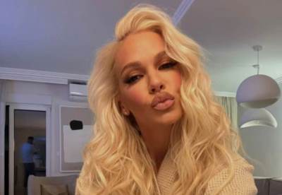  "Rekla sam da": Nataša Bekvalac pokazala vjerenički prsten nakon tri razvoda 