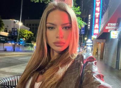  Nejmar slao poruke devojci Bake Praseta 