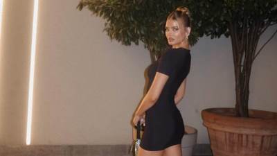  Sofija Milošević pozira mokra i nauljena: Pucaju obline u najbezobraznijem kupaćem, a onda je skinul 