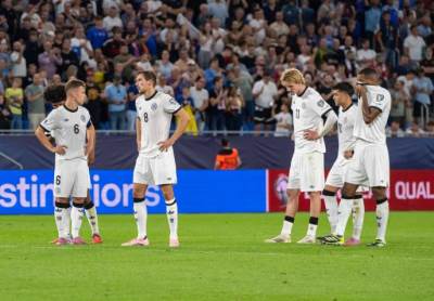  Fudbalska reprezentacija Njemačke lako i ubjedljivo poražena od Slovačke 