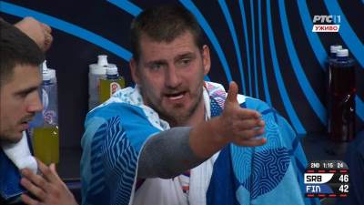  Trenutak koji je svima promakao: Jokić pobjesnio na klupi, pogledajte šta je vikao 