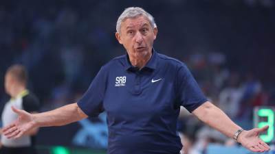  "Rekao sam igračima da je kraj": Pešić se oprostio, a onda je zbog Nikolinog poziva došao na Eurobasket 
