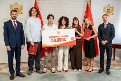  MTEL donirao 50 hiljada eura za stipendije 